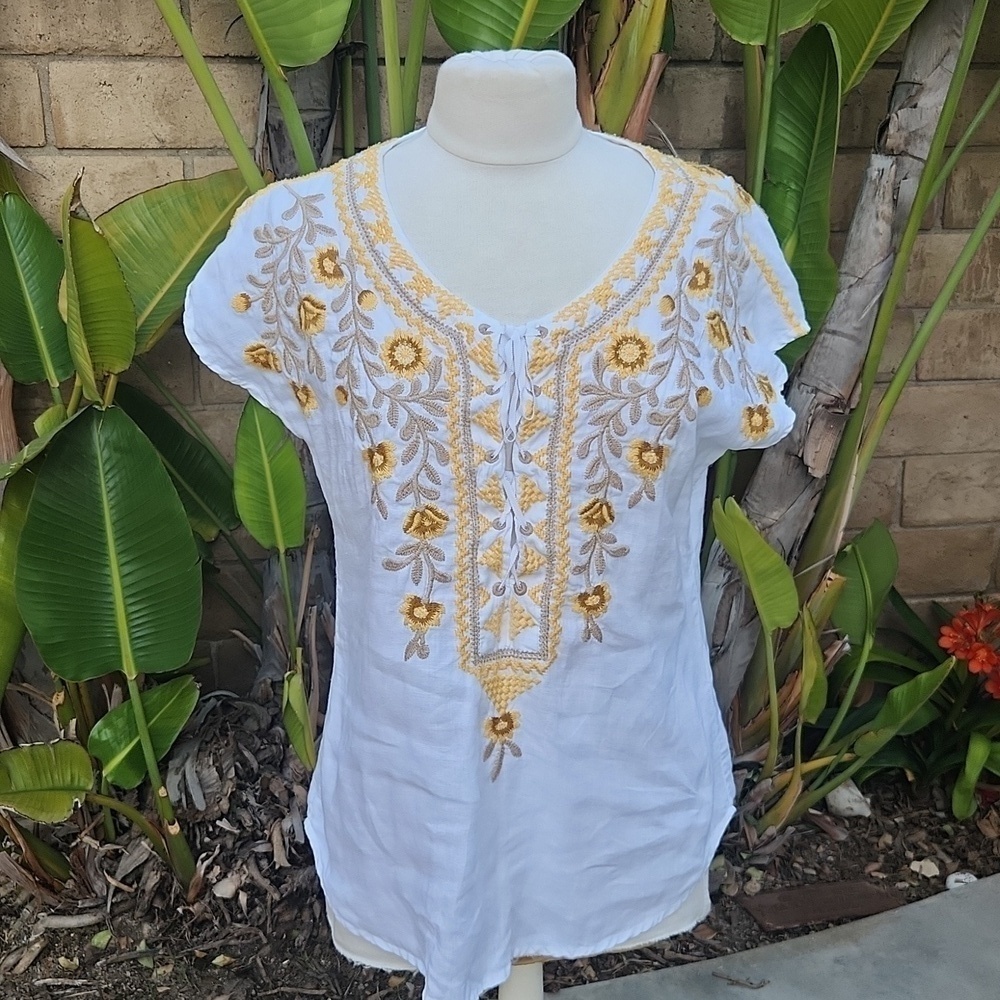 Johnny Was linen white yellow floral embroidered lace front top small